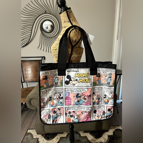 Disney Store Mickey Mouse Comic Strip Screen Art Oversize Tote Minnie Mouse NWT - Picture 3 of 10